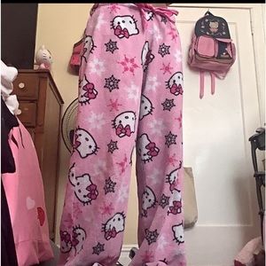 ISO I NEED THESE PANTSSSS LOOKING FOR A LARGE